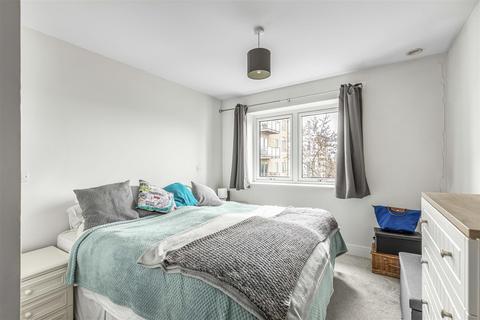 2 bedroom flat for sale, Roebuck House, Putney, SW15