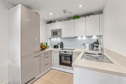 2 bedroom flat for sale, Roebuck House, Putney, SW15