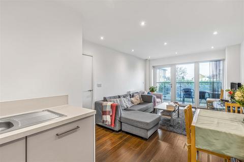 2 bedroom flat for sale, Roebuck House, Putney, SW15