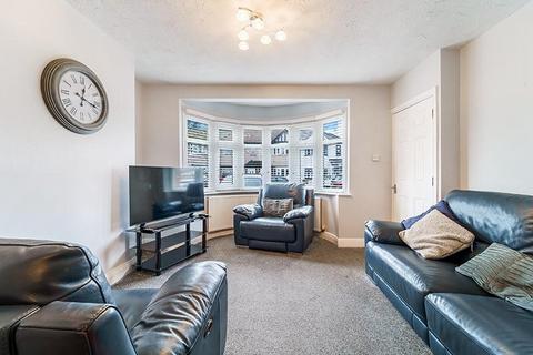 17 Tiptree Road, Ruislip, HA4 0EW