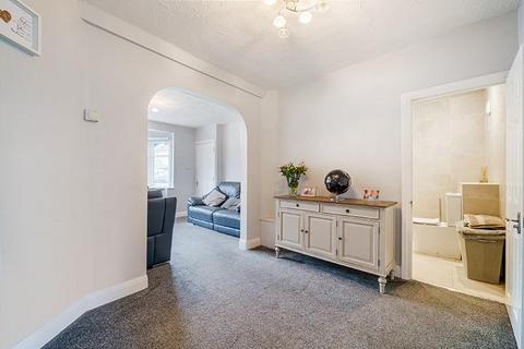 17 Tiptree Road, Ruislip, HA4 0EW