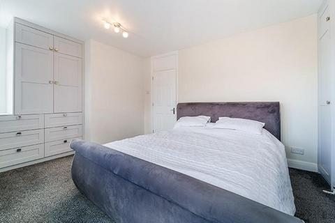 17 Tiptree Road, Ruislip, HA4 0EW