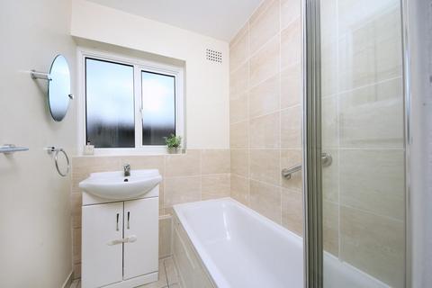 Flat 5, Thanet Court Queens Drive, London, W3 0HW