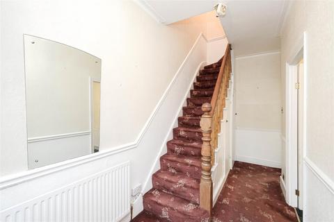 3 bedroom house for sale - Moyers Road, London