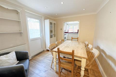 3 bedroom terraced house for sale, Stratford Road, Plaistow