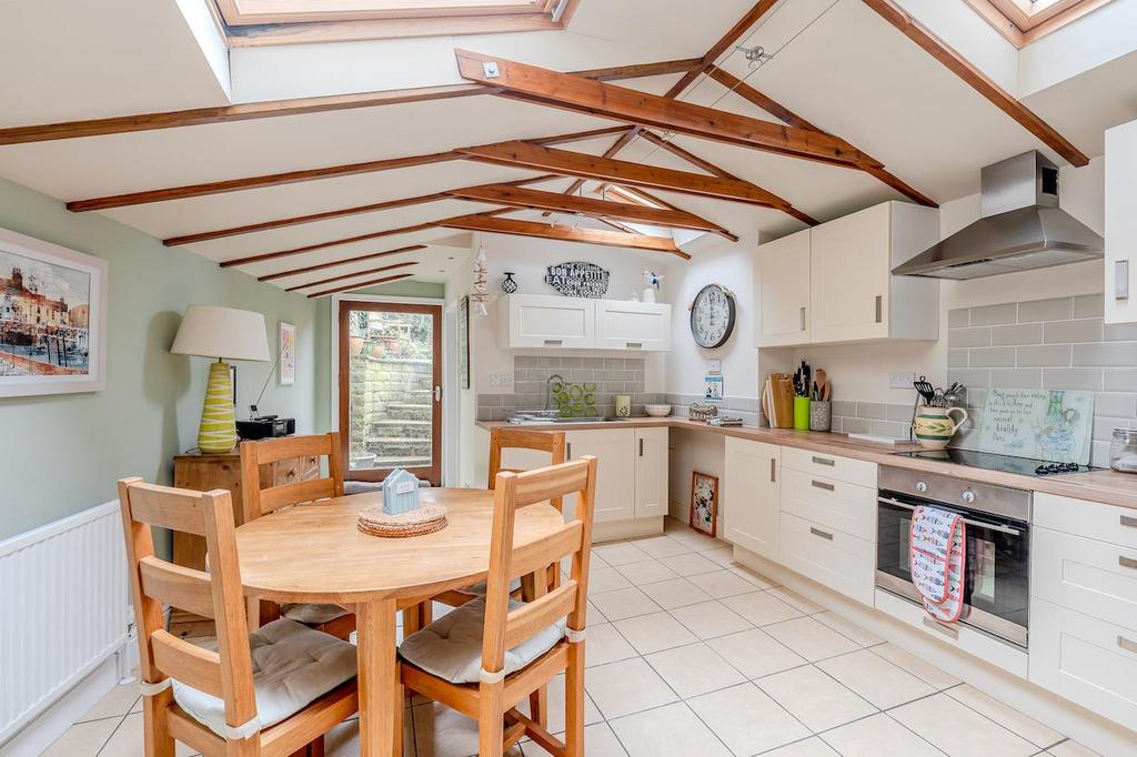 Burgate, Pickering 3 bed terraced house £215,000