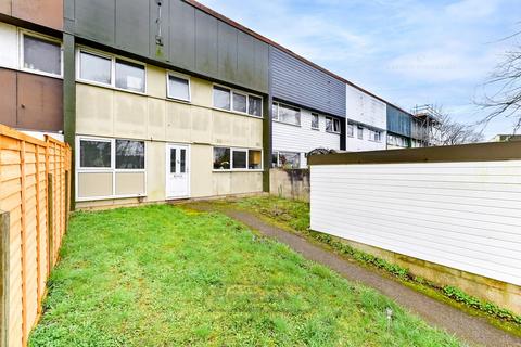 3 bedroom terraced house for sale, Kingsfold, Bradville, Milton Keynes, MK13