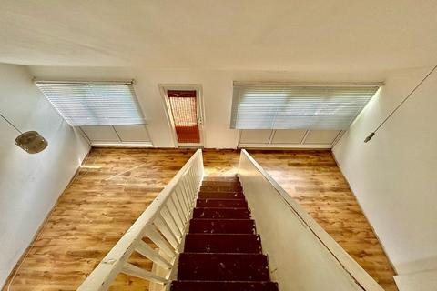 3 bedroom terraced house for sale, Kingsfold, Bradville, Milton Keynes, MK13