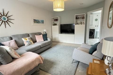 21 Aglets Way, St Austell, PL25 4GA
