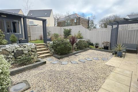 21 Aglets Way, St Austell, PL25 4GA