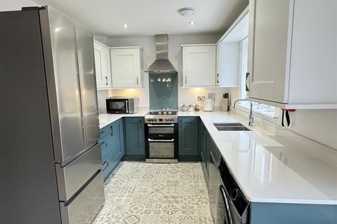 21 Aglets Way, St Austell, PL25 4GA