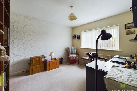 2 Breidden Close, Oswestry, SY11 1TT