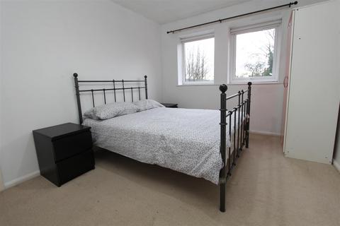 2 bedroom flat for sale, Mount Pleasant Gardens, Leeds