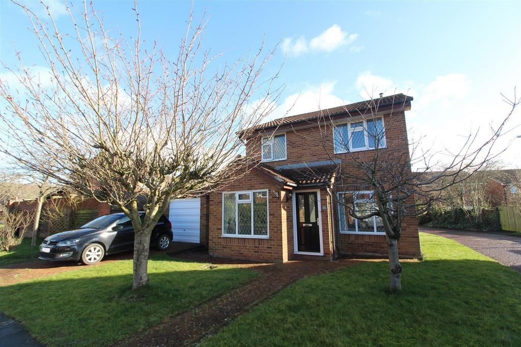 Augusta Close, Darlington 3 bed detached house for sale £195,000