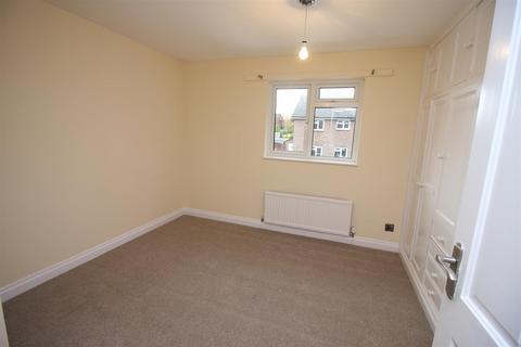 88 Avon Drive, Alderbury, Salisbury, SP5 3TH