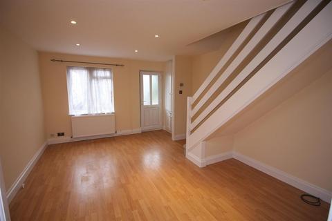 88 Avon Drive, Alderbury, Salisbury, SP5 3TH