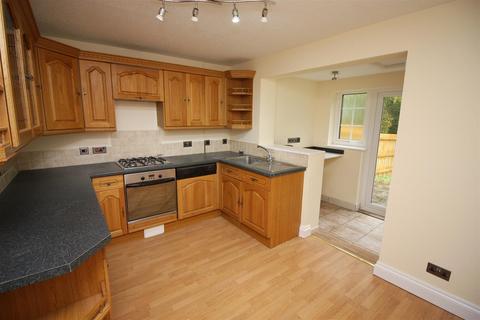 88 Avon Drive, Alderbury, Salisbury, SP5 3TH