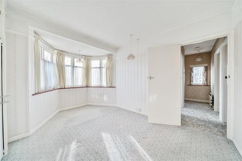 31 Hill Crescent, Surbiton, KT5 8DP