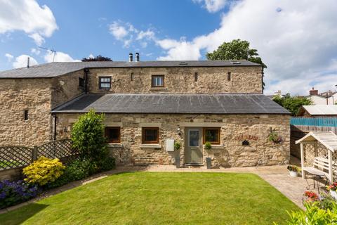 3 bedroom barn conversion for sale, Beckside, Aberford, Leeds