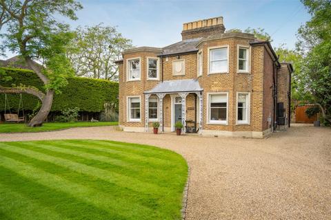 5 bedroom detached house for sale, Winkfield Road, Windsor