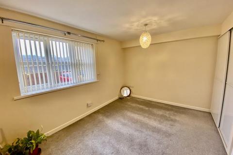 2 bedroom flat for sale, Foundation Court, 48 Halifax Road, Wesley Place, Ingrow, Keighley, BD21 5EH