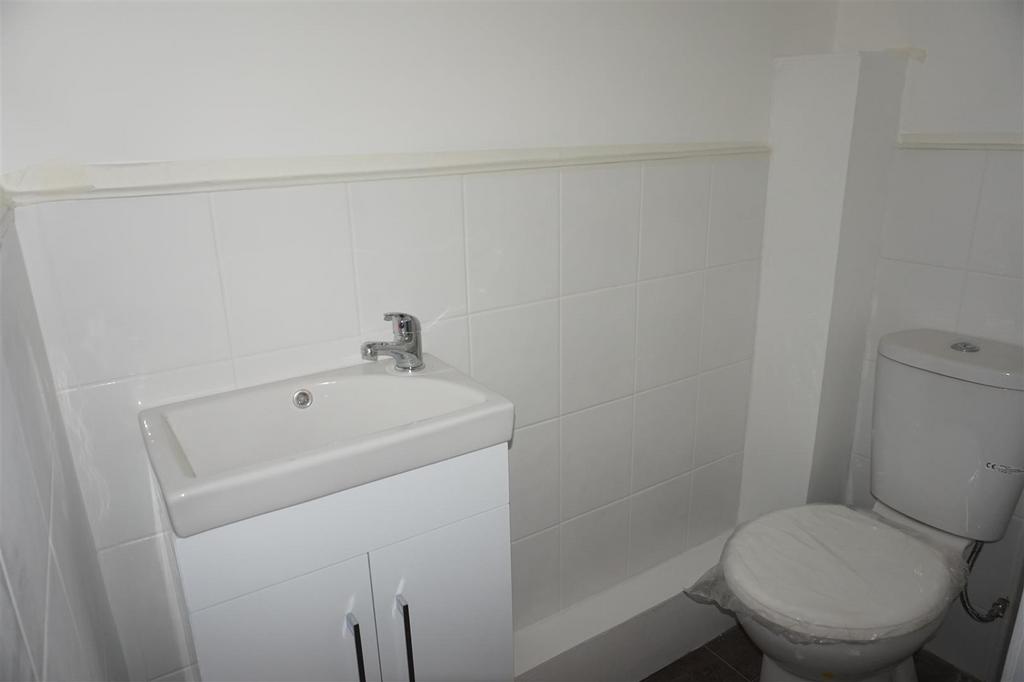Coleridge Street, Liverpool 3 bed semidetached house £800 pcm (£185 pw)