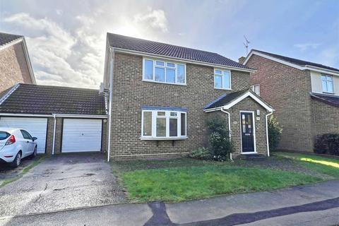 14 Crummock Close, Great Notley, Braintree, CM77 7UP