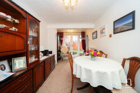 3 bedroom semi-detached house for sale - Grange Farm Crescent, West Kirby CH48