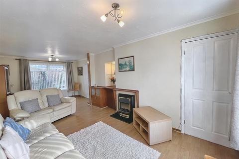 3 bedroom terraced house for sale - Livale Court, Bettws, Newport