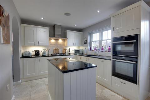 4 bedroom semi-detached house for sale - Trinity Fold, South Cave