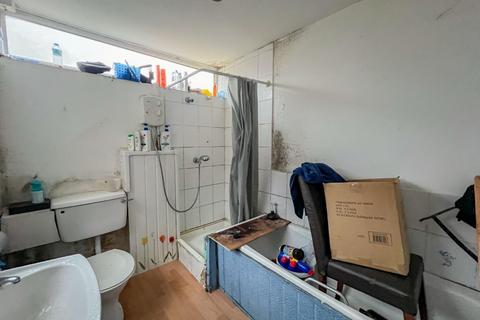 79 Blythe Road, Coventry, CV1 5AU