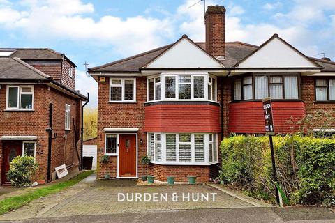 7 Hillcrest Way, Epping, CM16 7AR
