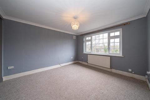 16 Apsley Grange, Hemel Hempstead, HP3 9SY