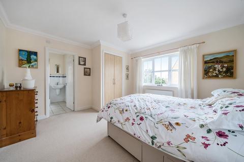 2 Lyspitt Common, Meppershall, Shefford, SG17 5GZ