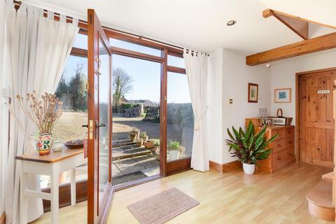4 bedroom barn conversion for sale - Carisbrooke, Isle of Wight