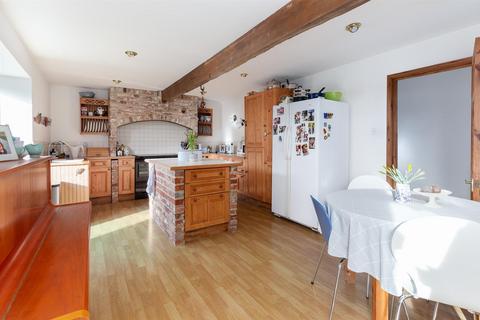 4 bedroom barn conversion for sale - Carisbrooke, Isle of Wight