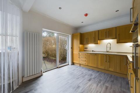 2 bedroom semi-detached house for sale - Leeds Road, Thackley, Bradford