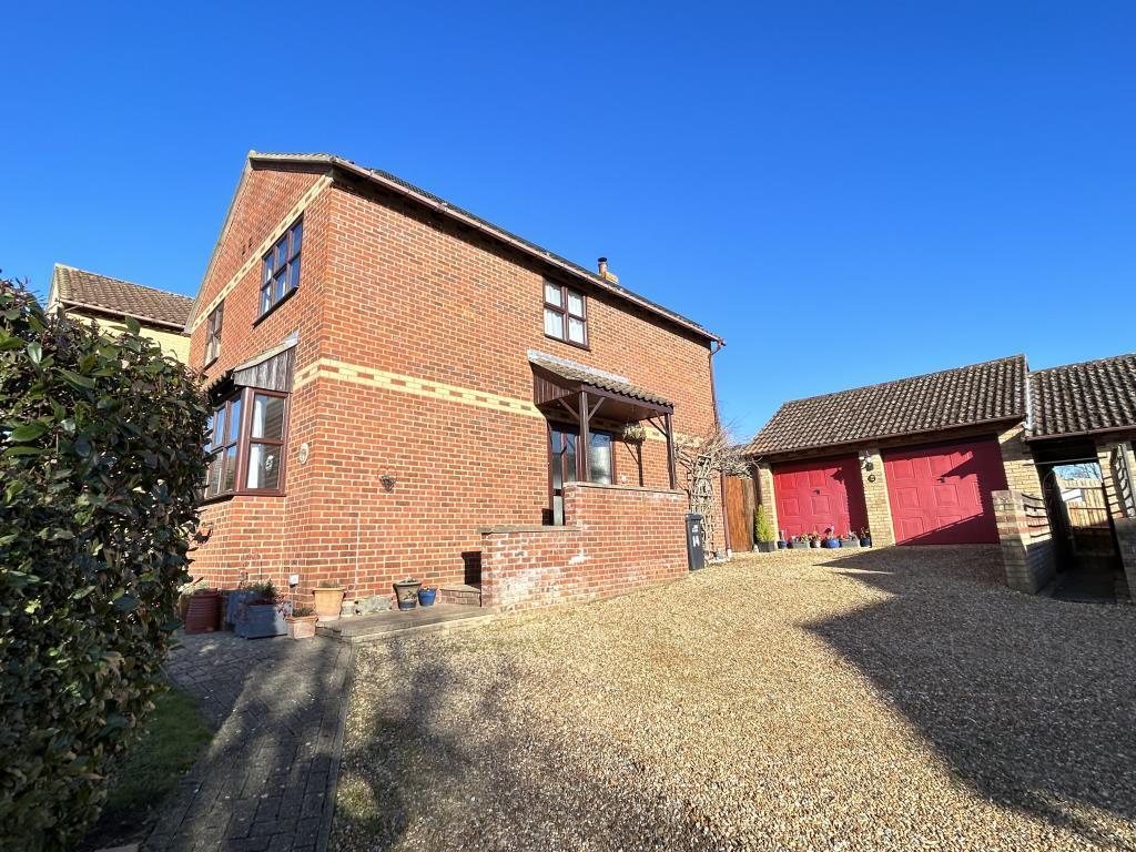 Metcalfe Way, Haddenham CB6 4 bed detached house for sale £450,000