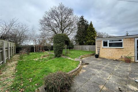 3 Blackbridge Road, Chippenham, SN15 3LS