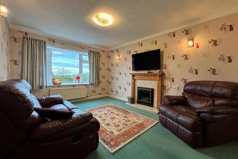 3 Blackbridge Road, Chippenham, SN15 3LS