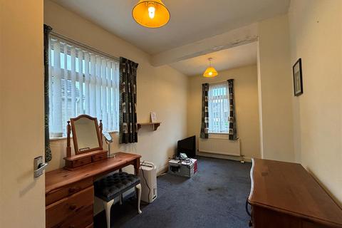 3 Blackbridge Road, Chippenham, SN15 3LS
