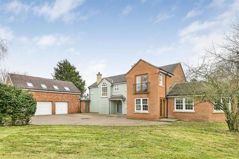 5 bedroom detached house for sale, Chrishall Road, Fowlmere SG8