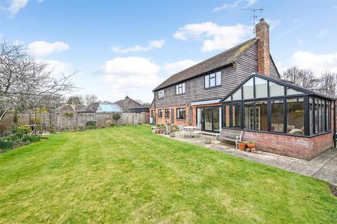 4 bedroom detached house for sale, Hunters Way, Chichester