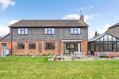 4 bedroom detached house for sale, Hunters Way, Chichester