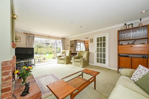 4 bedroom detached house for sale, Hunters Way, Chichester