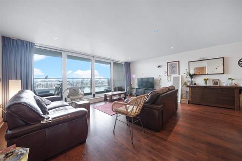 2 bedroom apartment for sale, Aegean Apartments, Royal Victoria Dock E16