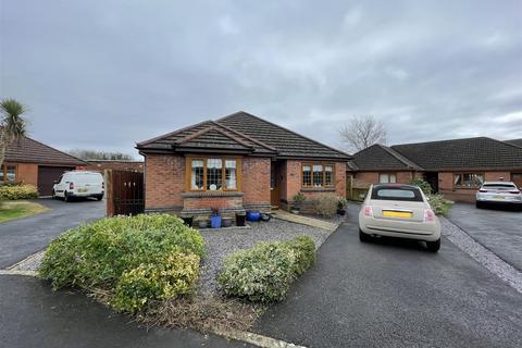 3 bedroom detached bungalow for sale, Coed Y Bwlch, Bynea, Llanelli