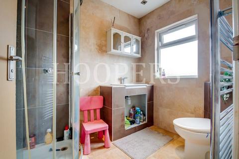 121 Vincent Gardens, London, NW2 7RH