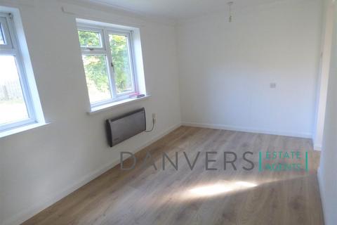 undefined, Longhurst Close, Leicester LE4
