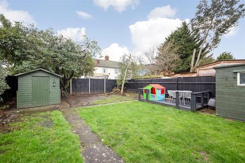 3 bedroom semi-detached house for sale, The Glade, Croydon